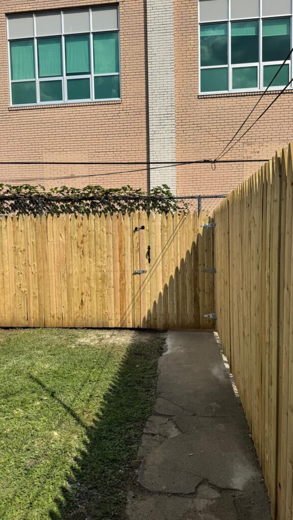 Fence Removal and Replacement in Philadelphia — philadelphia pa